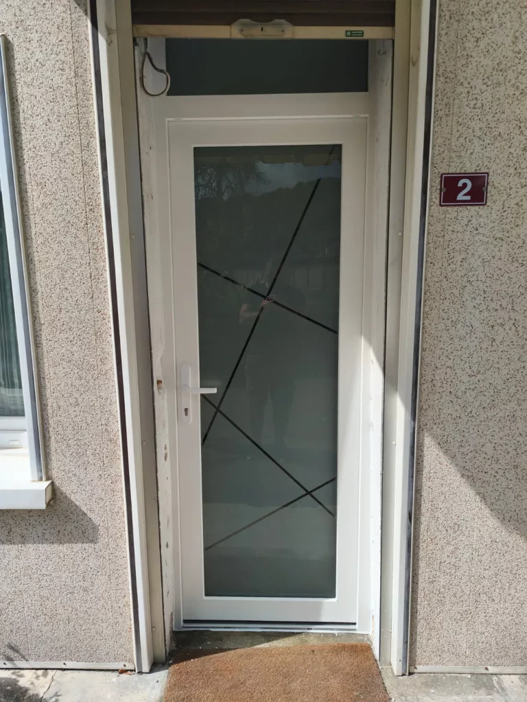 Entreprise spécialisée dans l'installation de porte d'entrée à Saint Dizier
